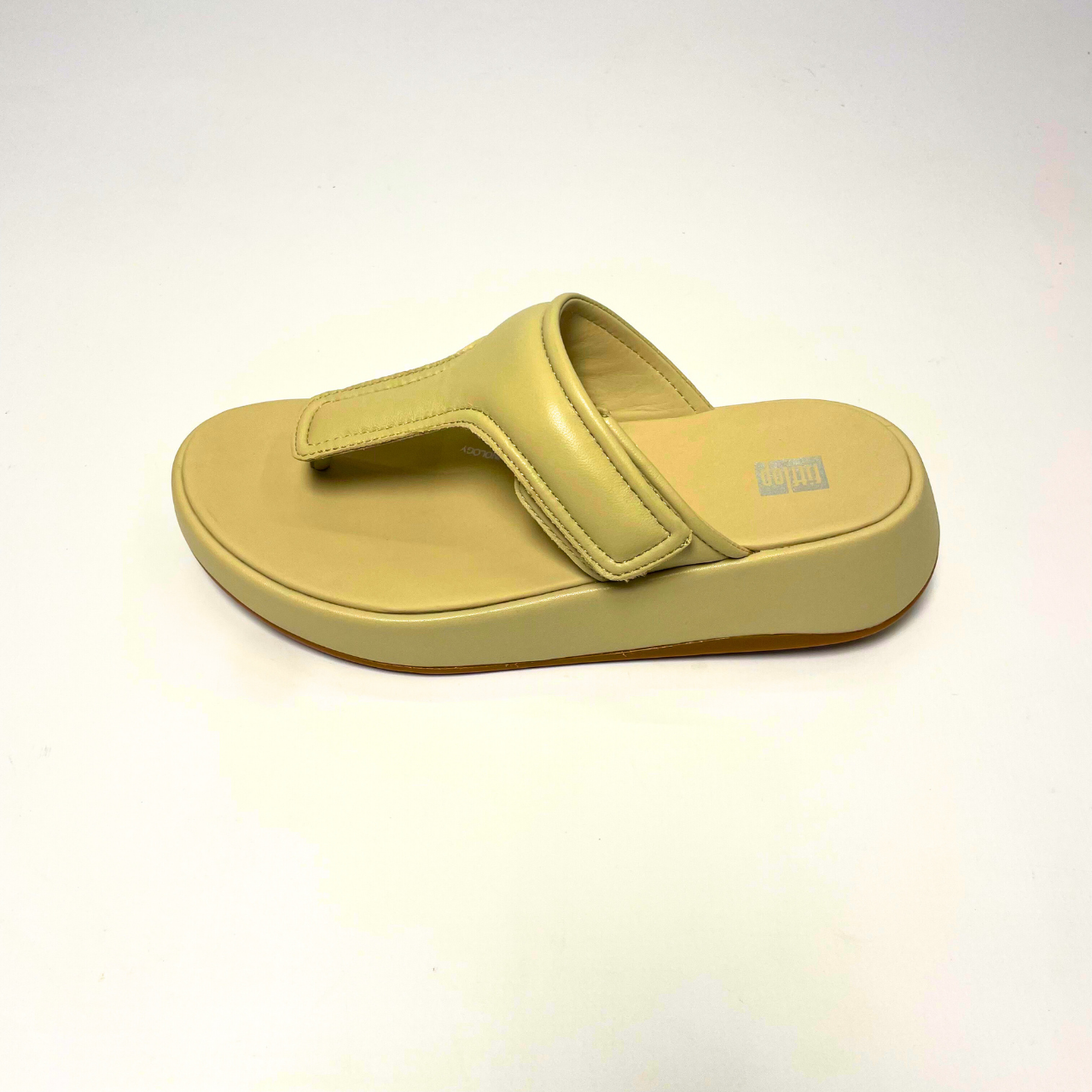 Fitflop F-MODE ADJ.PADDED-LEATHER FLATFORM beige sandal - Image 3