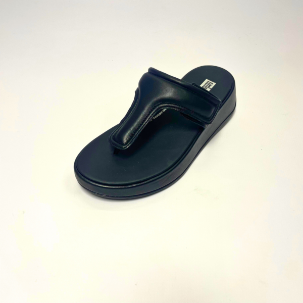 Fitflop F-MODE ADJ.PADDED-LEATHER FLATFORM black sandal - Image 2