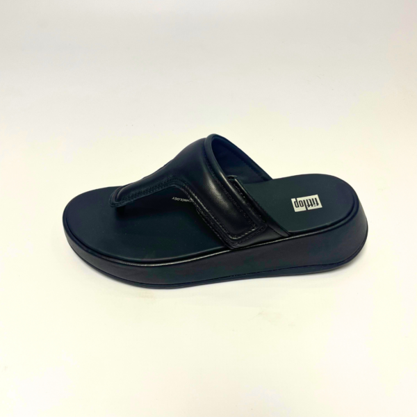 Fitflop F-MODE ADJ.PADDED-LEATHER FLATFORM black sandal - Image 3