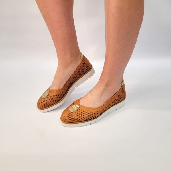 Gia tan leather flatform comfy flats