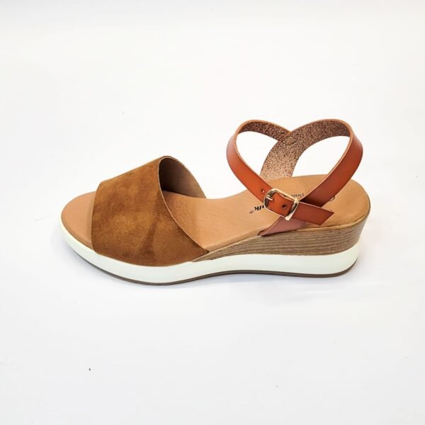 Cushion-walk brown/tan ankle strap wedge - Image 3